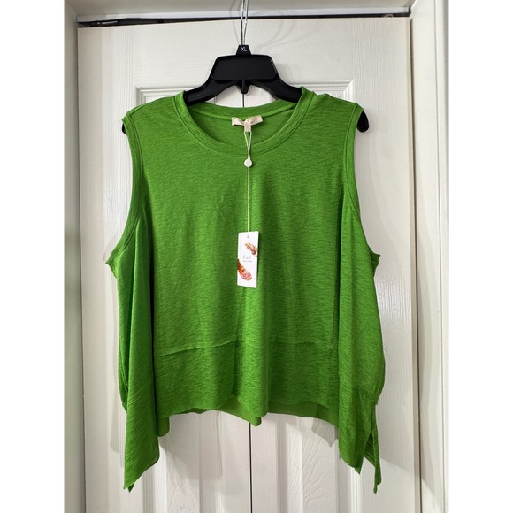 Chelsea & Violet Tops - Chelsea & Violet Green Cold Shoulder Asymmetrical Slub Knit Top XL NEW